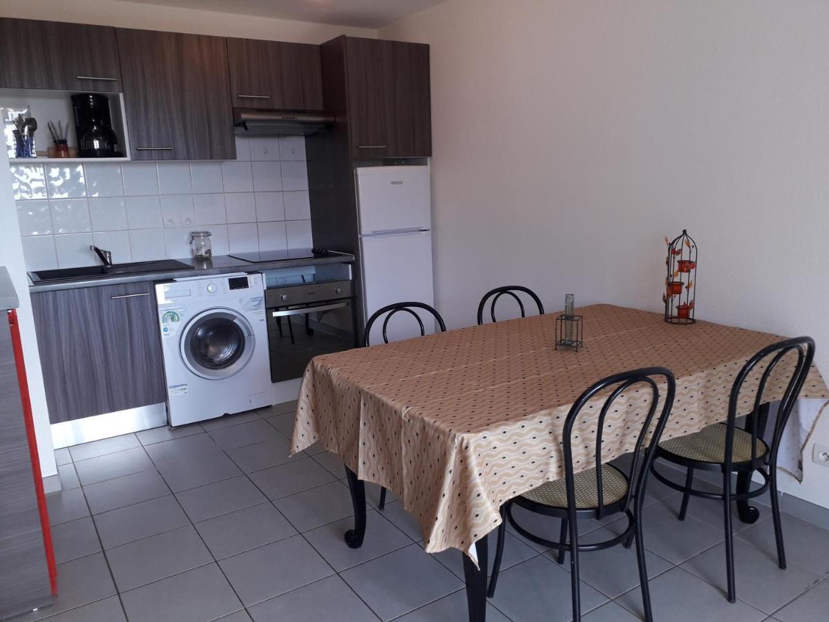 Bel Appartement En Residence Avec Parking Prive Arvert Exterior photo